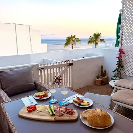 Infinity Ocean - Sea View And Pool - By Lanzarote Apartment