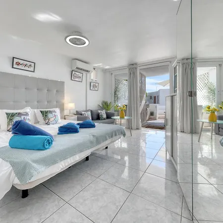 Infinity Ocean - Sea View And Pool - By Lanzarote Apartment *